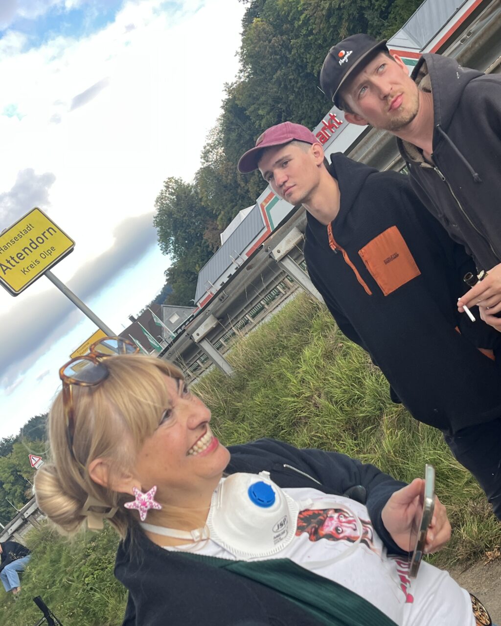 Gemeinschaft, Graffiti und Groove 1 Graffiti-Action